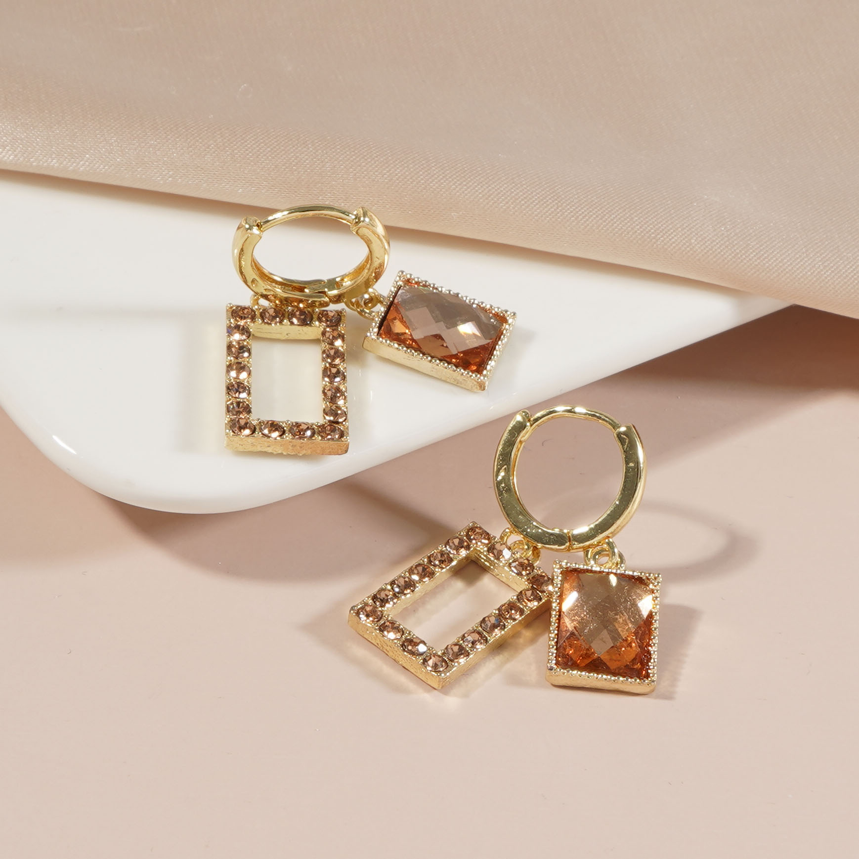 铜合金耳饰 美拉德精致百搭小众简约气质轻奢女耳环N1236