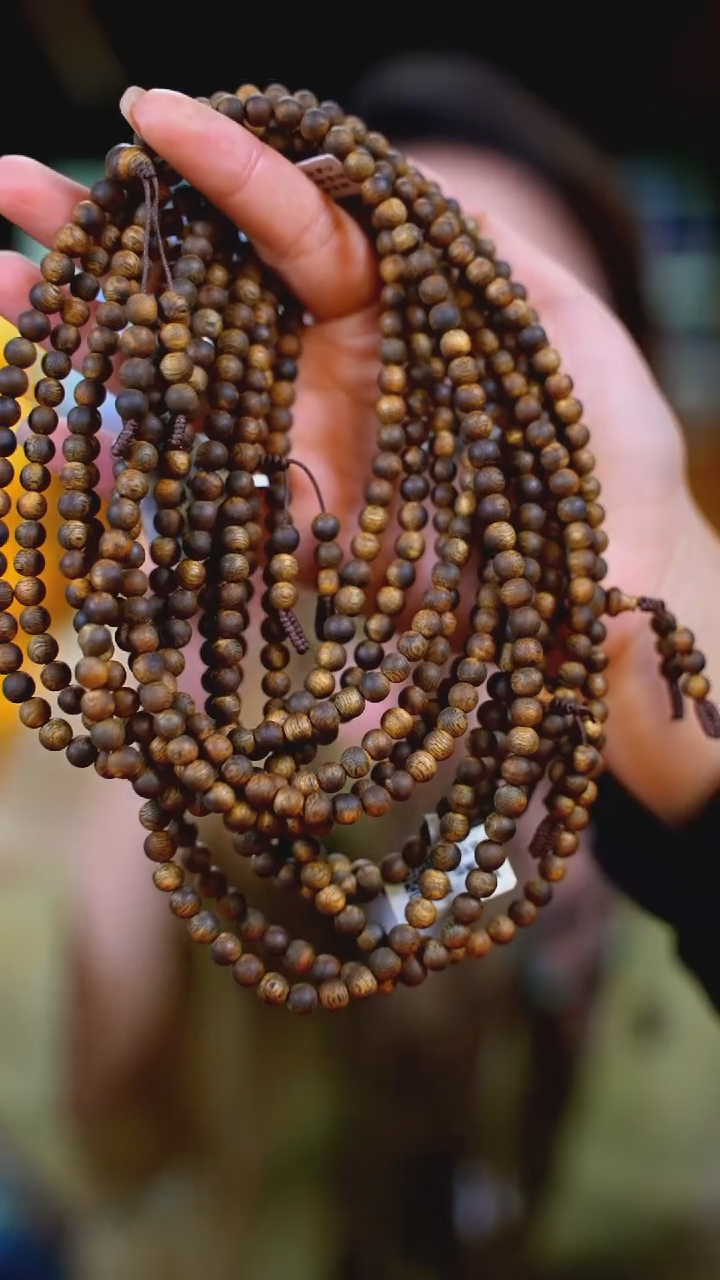 【闪购商品】沉香手串多样性发一条0.6金丝油圆珠多圈