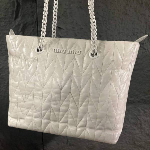 妃鱼/谬谬/95新/包包/市场价18000/240828RN0029