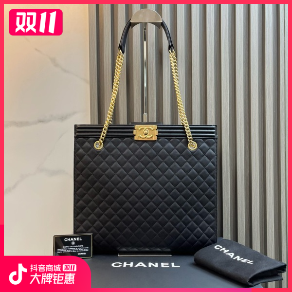 妃鱼/香奈儿/95新/包包/市场价99999/241026RN0017