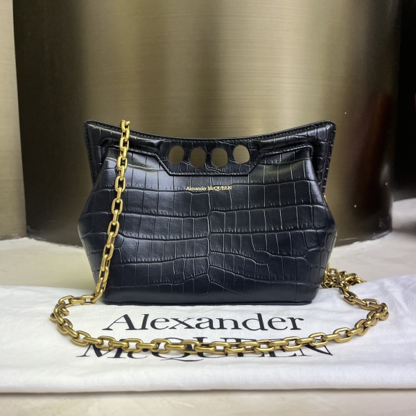 妃鱼/亚历山大麦昆/95新/包包/市场价18000/240924NK0016