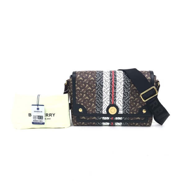 妃鱼/博柏利/95新/箱包/市场价13000/240716XZ0005