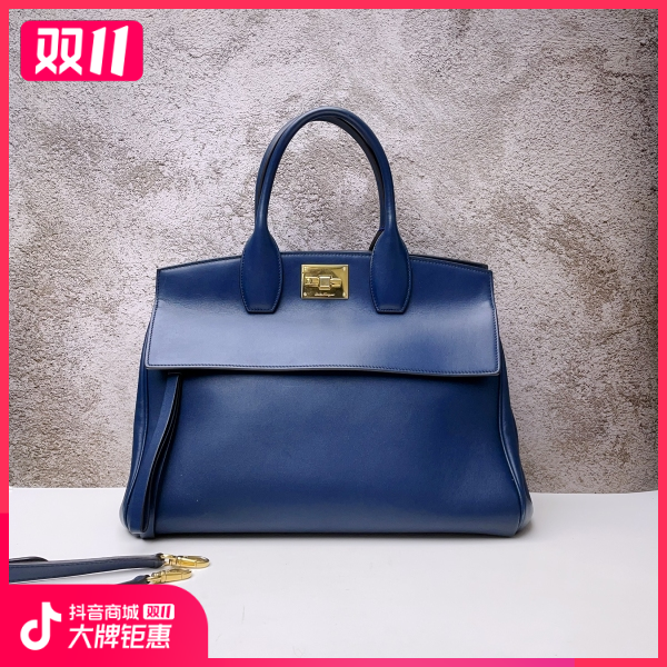 妃鱼/菲拉格慕/95新/包包/市场价20000/241027XZ0018