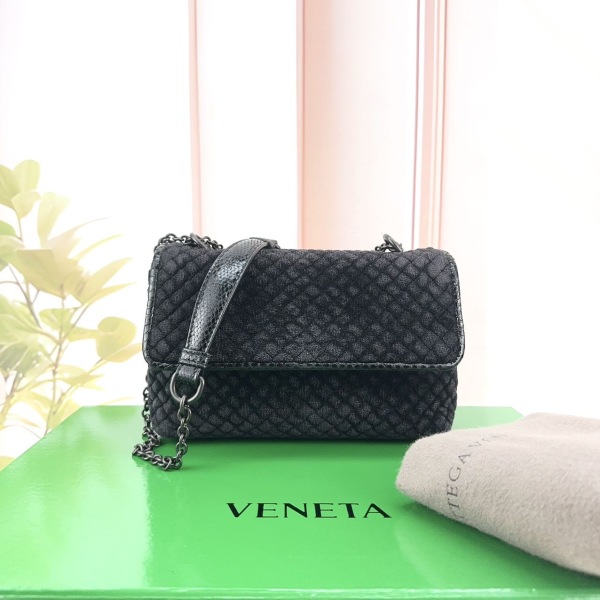 妃鱼/葆蝶家/95新/包包/市场价36000/240925NK0011