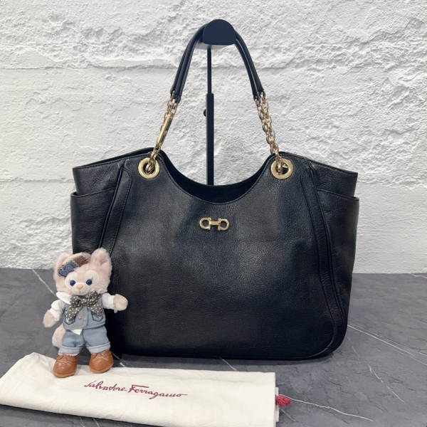 妃鱼/菲拉格慕/95新/箱包/市场价13500/240731XZ0027