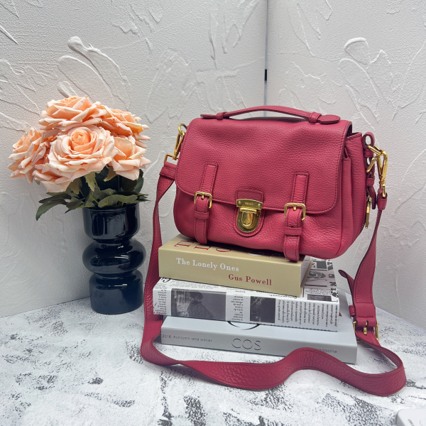 妃鱼/普拉达/95新/箱包/市场价8500/240722MM0014