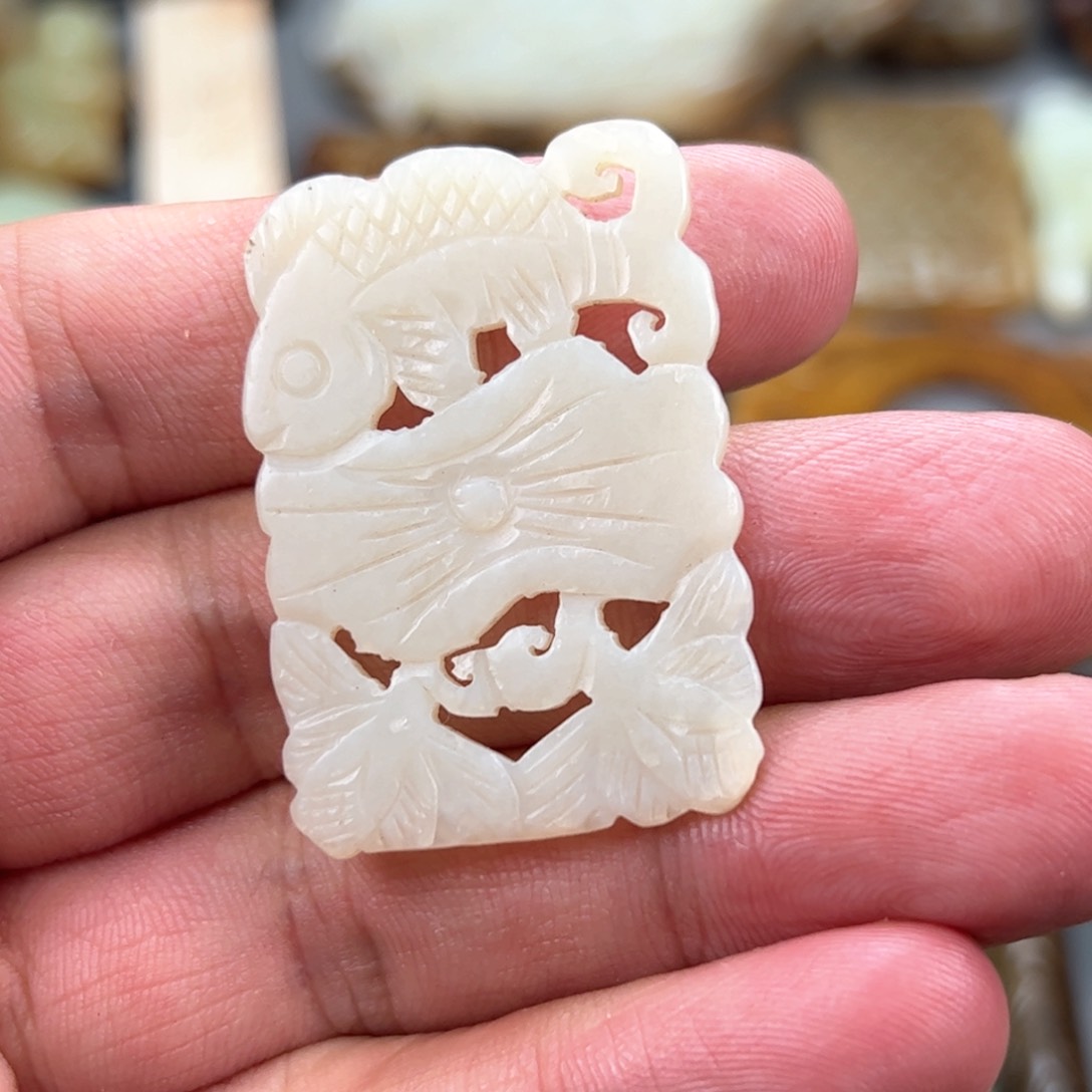 和田玉（糖玉）颈饰未镶嵌