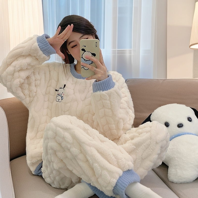 秋冬季加绒加厚网红风冬天法兰绒居家套装珊瑚绒睡衣女套装舒适