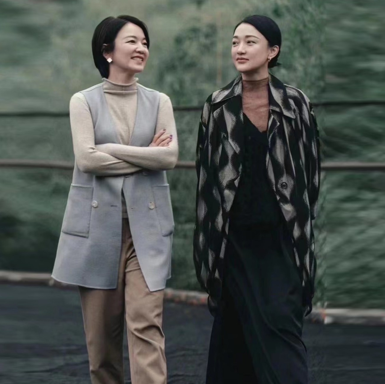 秋冬内搭打底衫宽松t恤时尚秋冬新款修身显瘦气质百搭长袖上衣