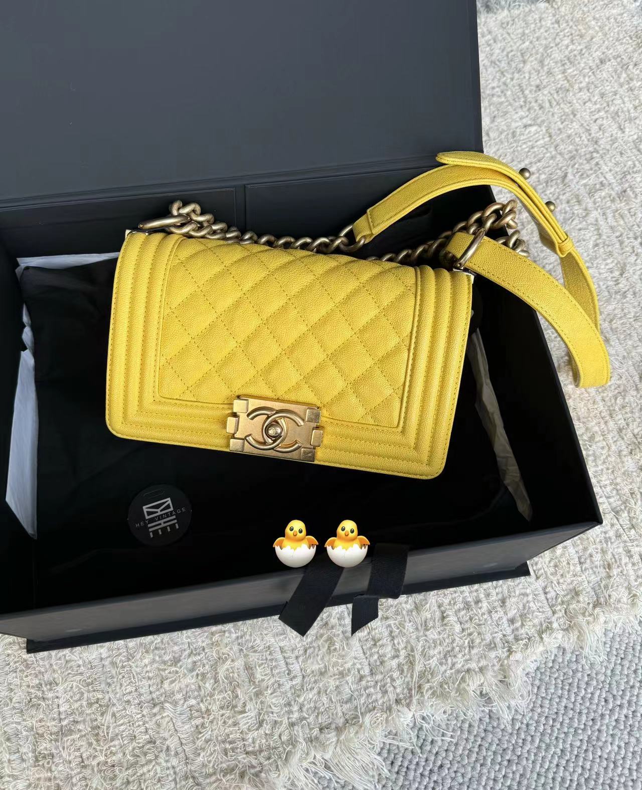 95新 Chanel/香奈儿 柠檬黄鱼子酱leboy包 小号19cm 9269650