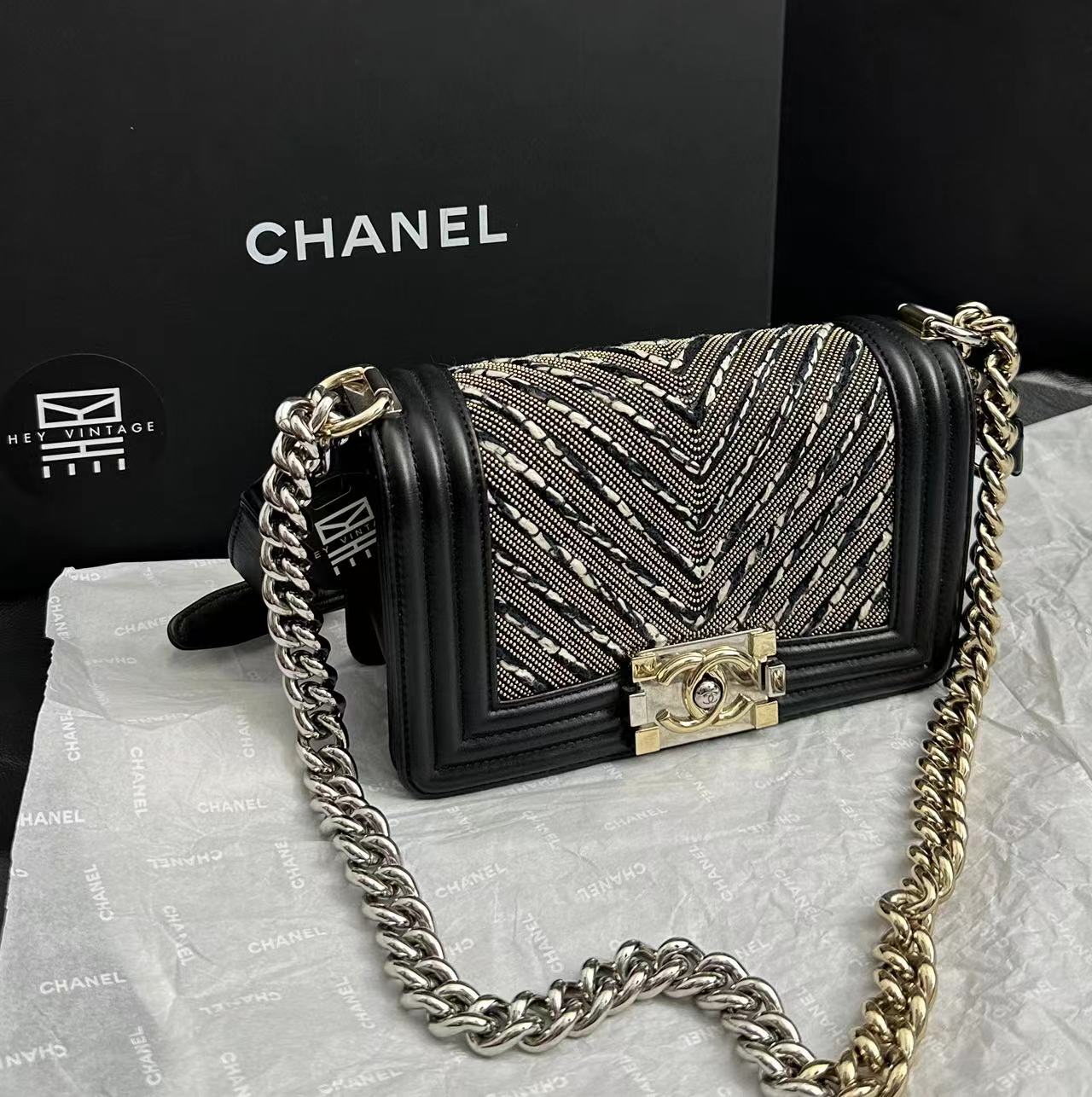 95新  黑黑中古/ Chanel 黑金高定款 leboy小号 包  20cm 6516566