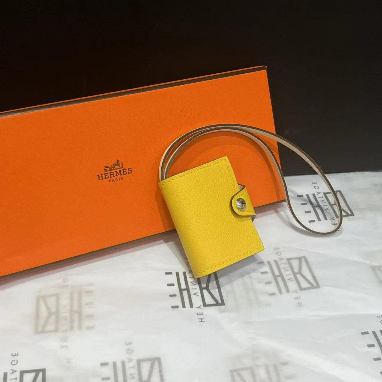 99新 Hermes/爱马仕 爱马仕 黄色小卡包 3686915