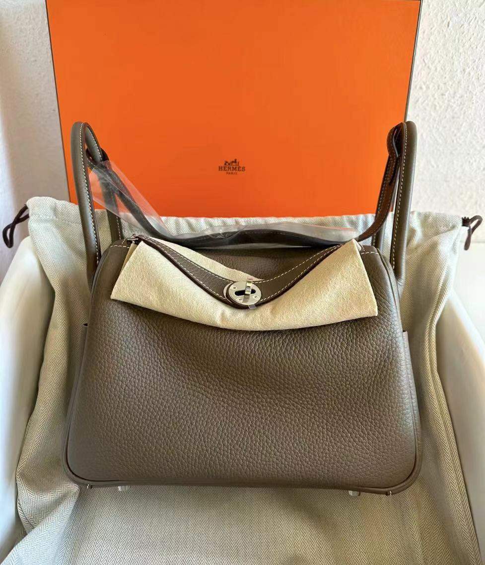 99新  黑黑中古/Hermes 大象灰26 lindy 包 6668865