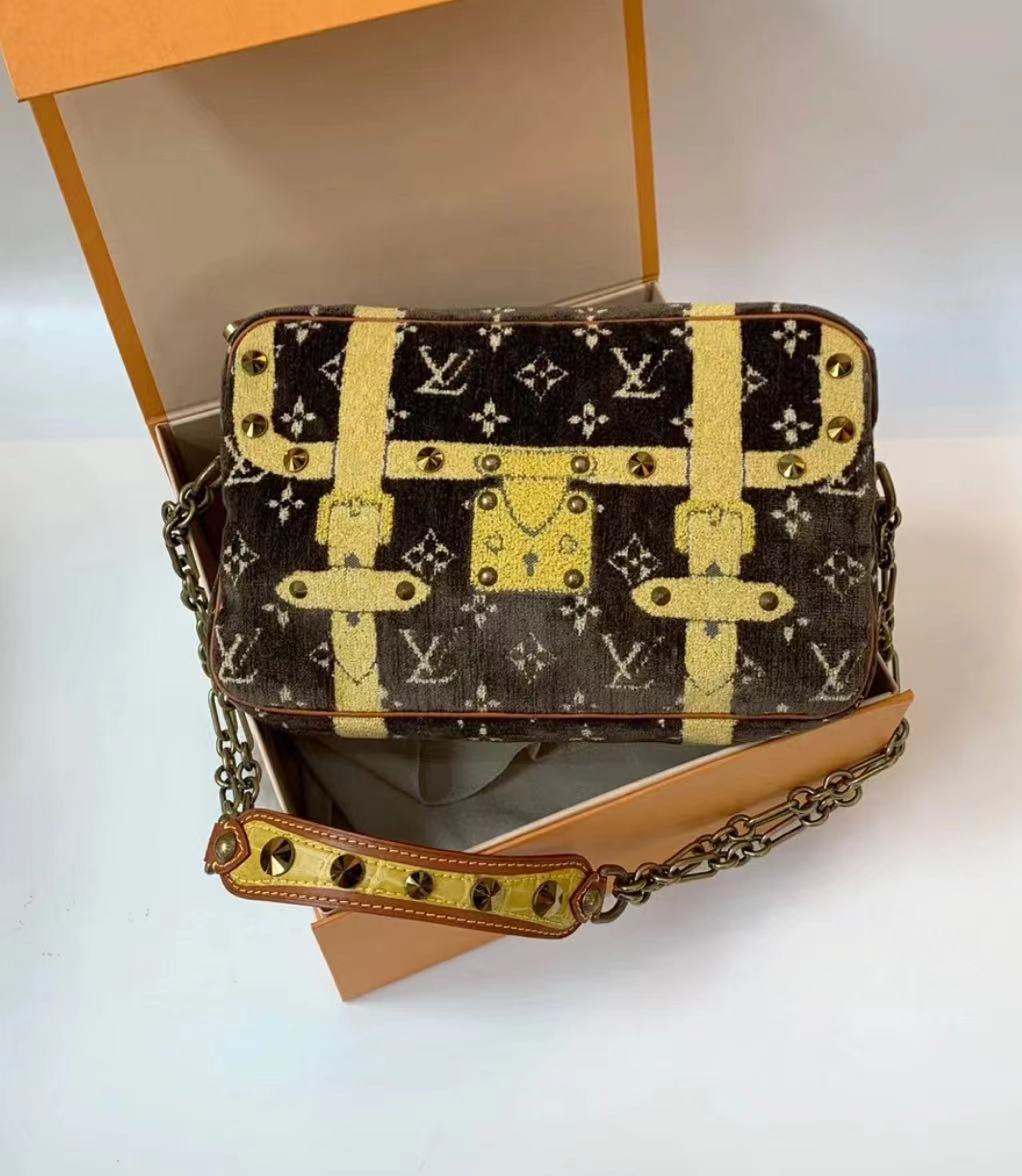 95新 LouisVuitton/路易威登 毛巾相机包 26cm 2298665