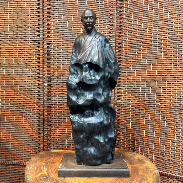 《弘一大师》乌木手工雕刻工艺品