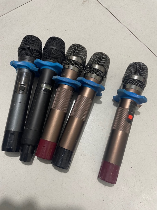 80新 二手话筒 配件 一对价 看好下单 不包邮
