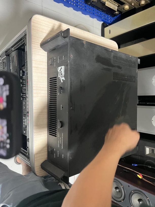9新  二手 后级功放MA-1200 成色如图 右边不响