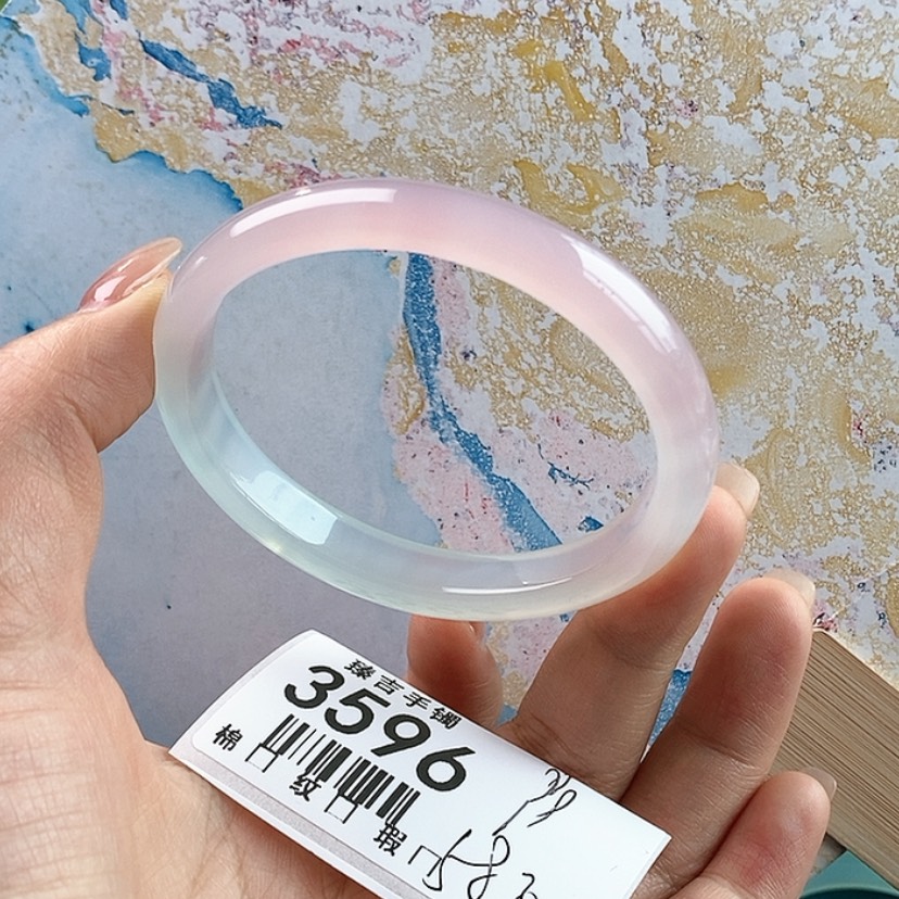 【闪购商品】石英质玉手镯未镶嵌?****?3596