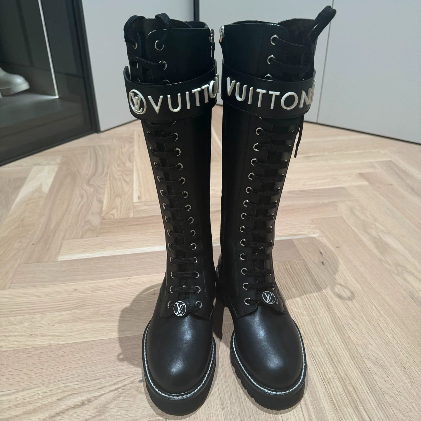 99新 LouisVuitton/路易威登 35码/territory高筒靴