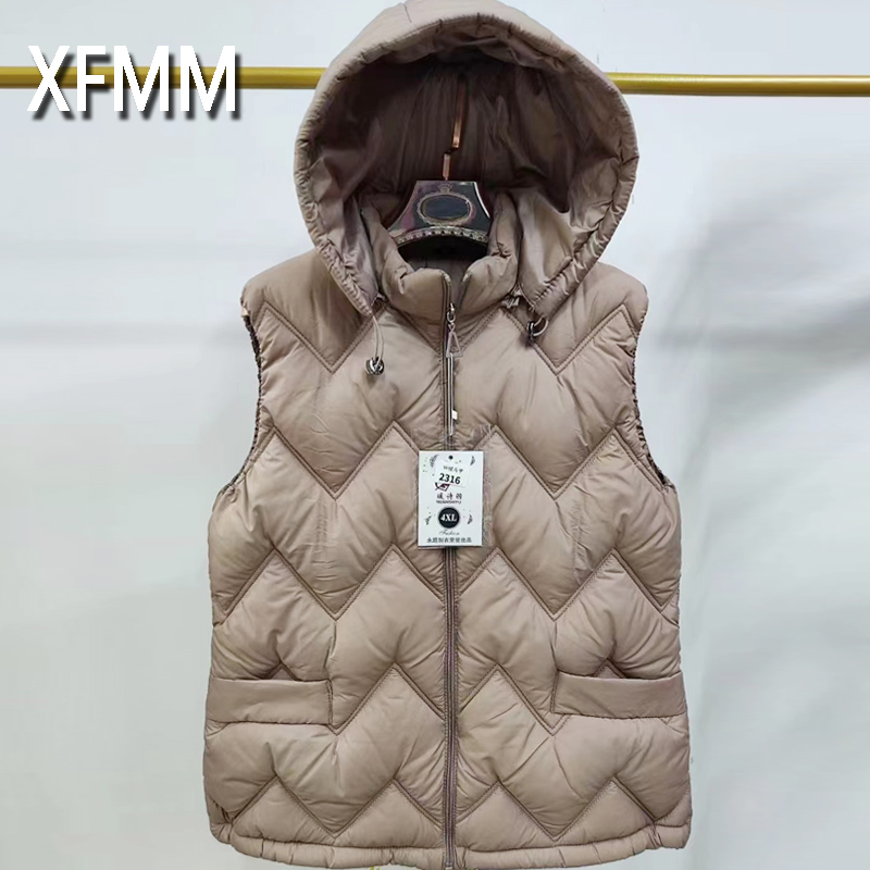 妈妈秋冬蓬松棉马夹外套时尚保暖背心中老年女士冬装短款连帽马甲