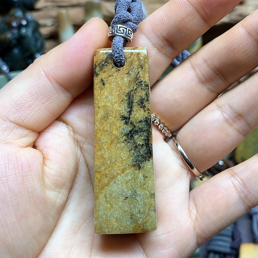 【闪购商品】岫岩河磨玉（透闪石质玉）挂件未镶嵌