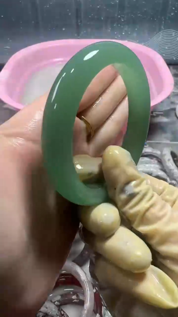 【闪购商品】石英质玉手镯未镶嵌93