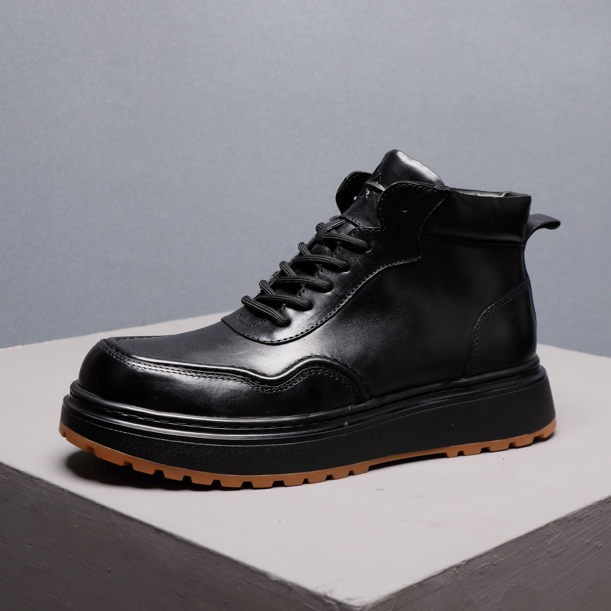 水洗马皮马丁靴男士复古中帮手工男靴真皮厚底高帮休闲皮鞋男潮