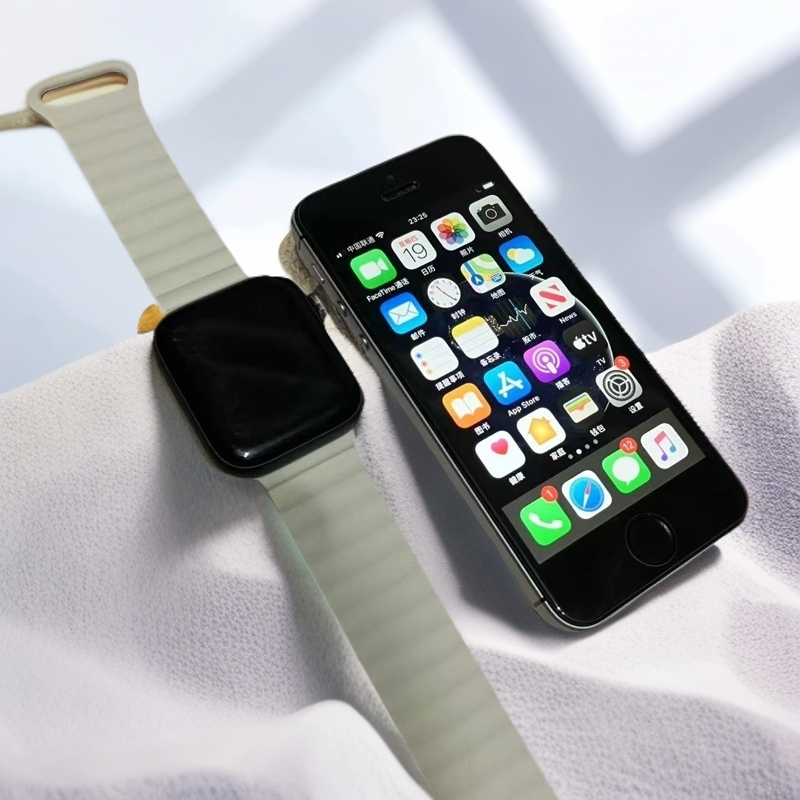 95新 Apple/苹果 95新SE 原装屏SE/watch 备用