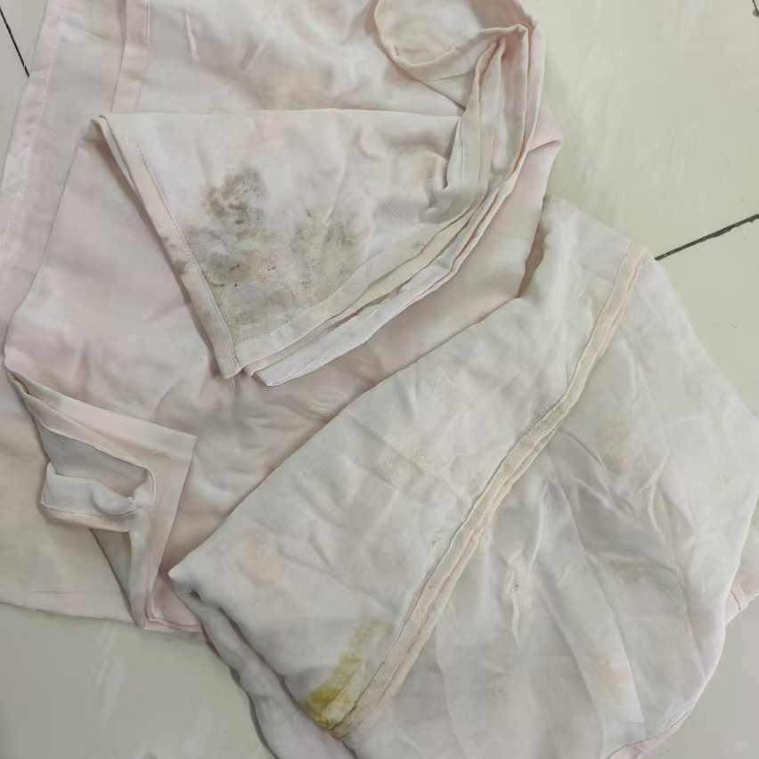 100*120cm草木染布头（有锈有脏）