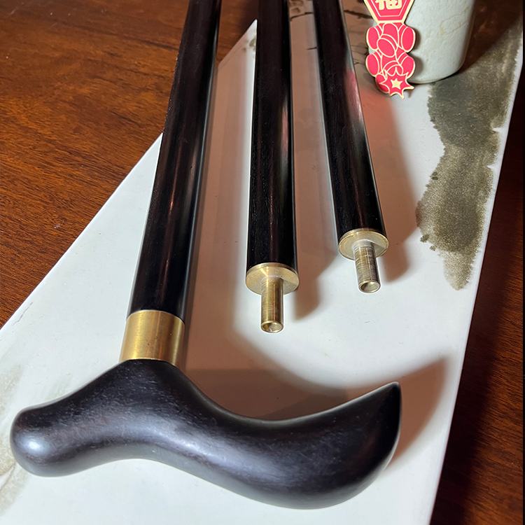 高档紫光檀手杖可拆解（总长88）