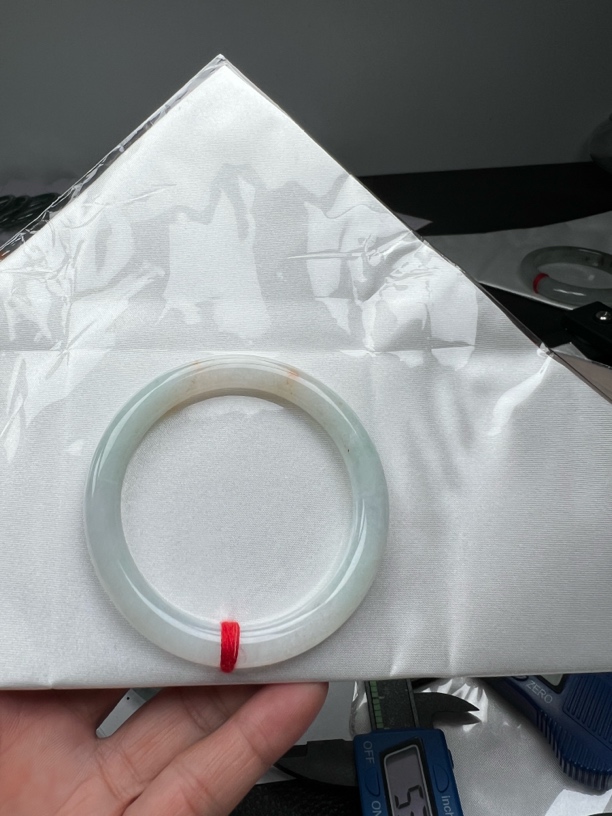 天然缅甸翡翠手镯