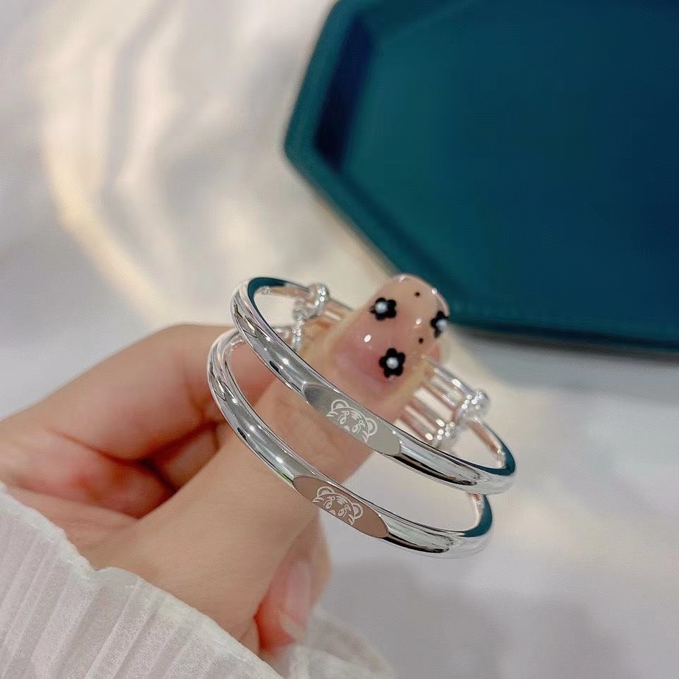 足银手镯 足银999实心老虎手镯宝宝儿童