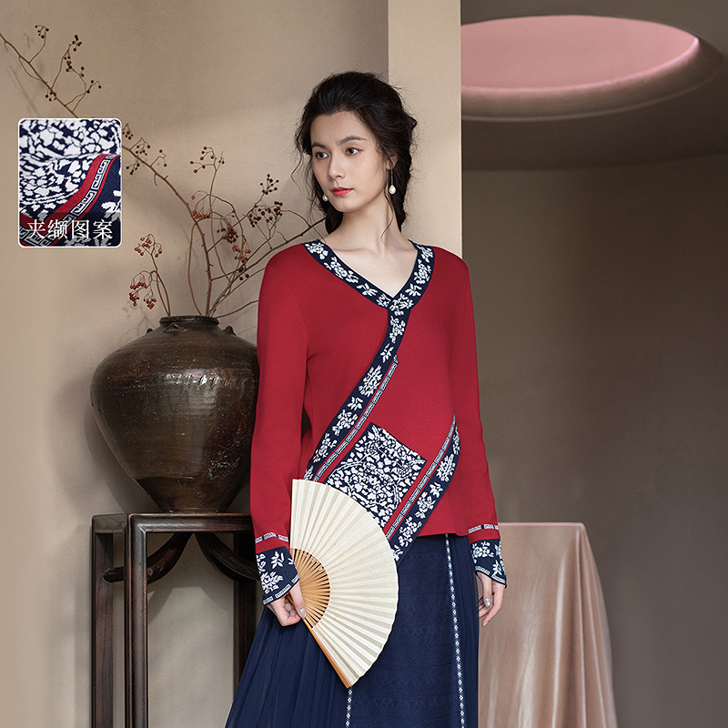 生活在左绵羊毛混纺上衣复古传统国潮2024马面裙系列毛衣1933148