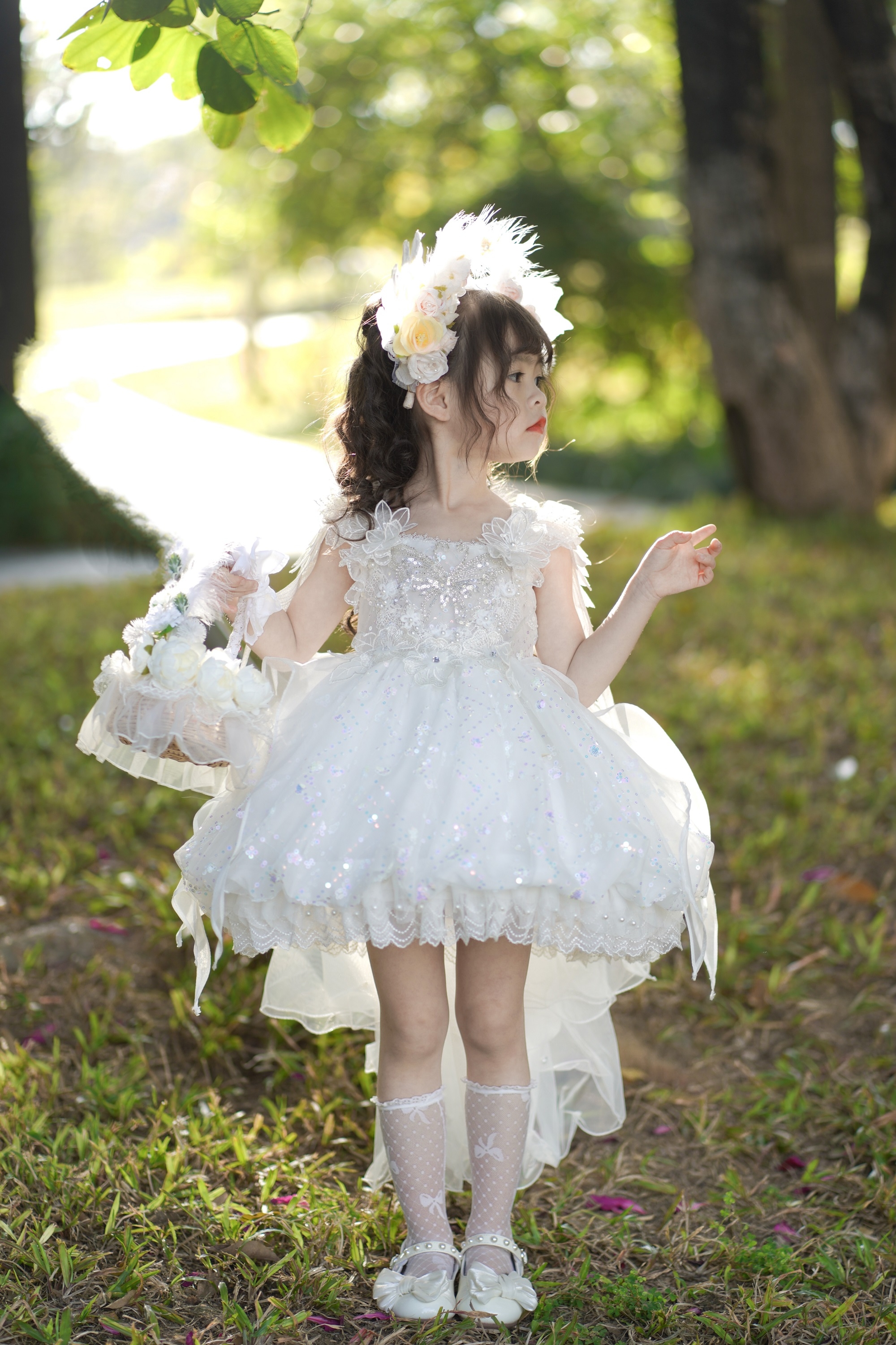 2023年原创童装白羽蝶梦花苞裙夏季女童公主裙纱裙蓬蓬白色