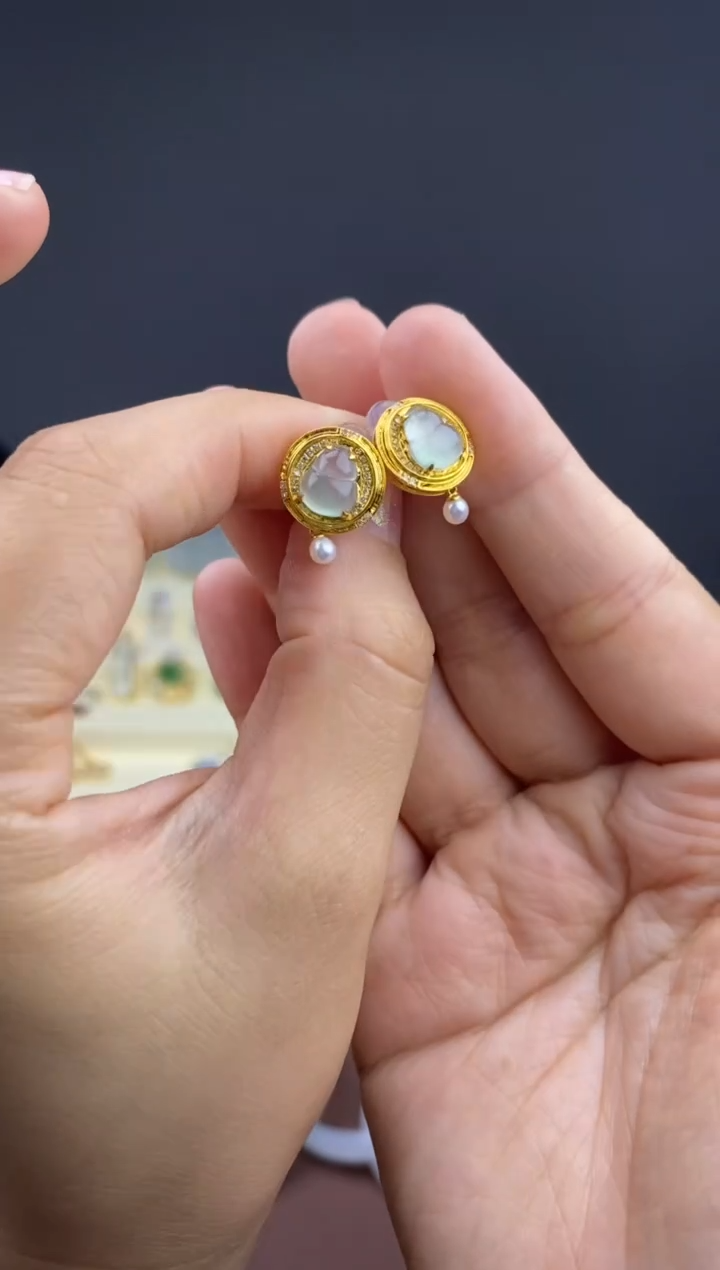 【闪购商品】翡翠耳饰18K金镶嵌耳钉