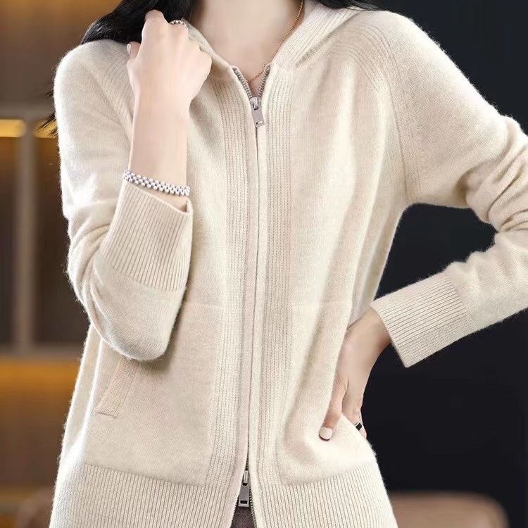 毛衣针织衫女连帽针织开衫宽松秋冬季新款保暖打底帽衫外穿韩版