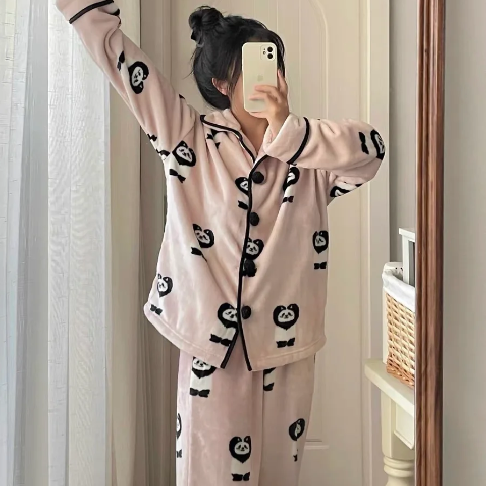 加大宽松韩版家居服熊猫法兰绒情侣长袖卡通款睡衣柔软睡衣女套装