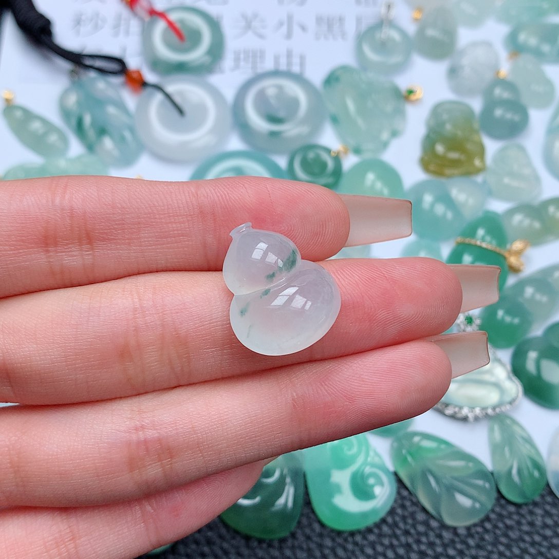 翡翠颈饰未镶嵌～**～天然翡翠