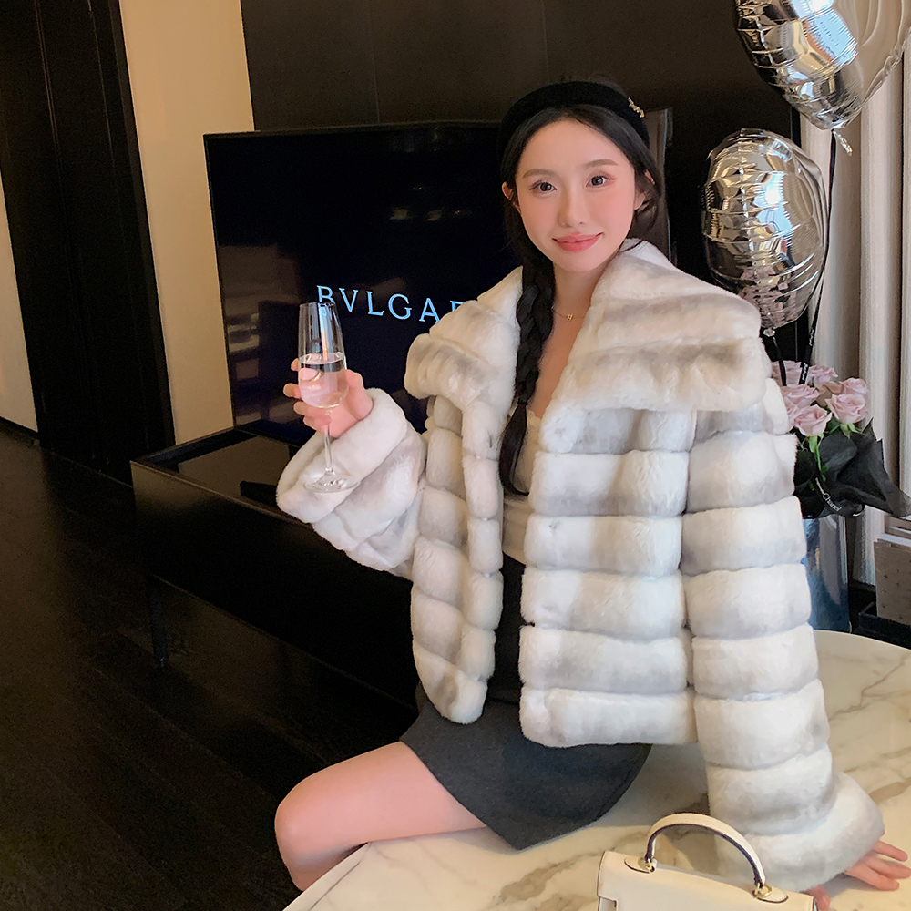 CLL整皮獭兔毛皮草外套女短款撞色2024冬季新款海宁23063