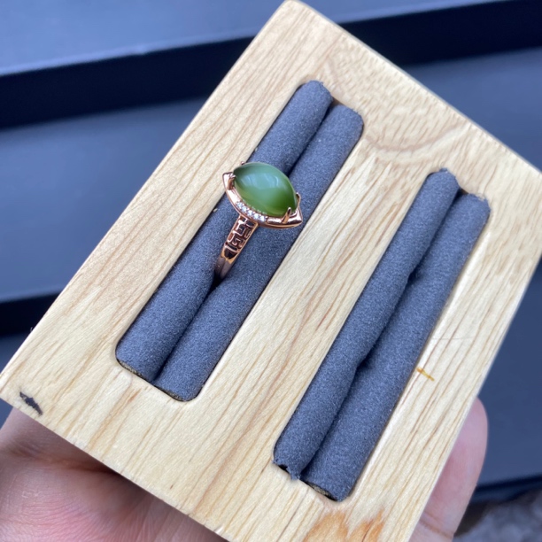 和田玉碧玉戒指女款开口戒