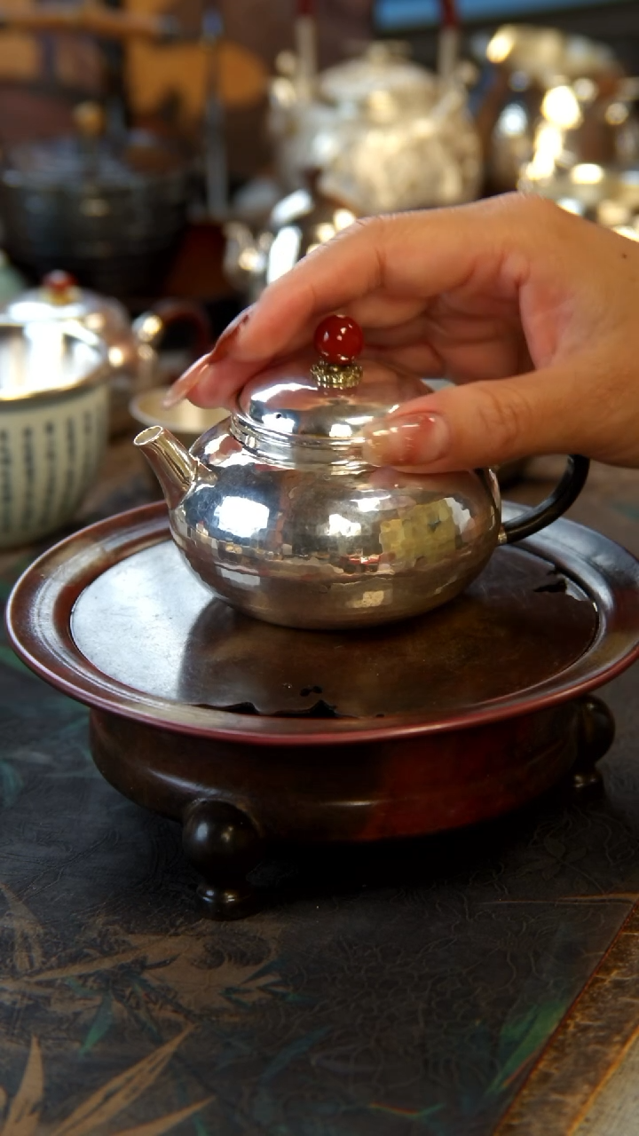 【闪购商品】盛唐记泡茶壶容天足银999