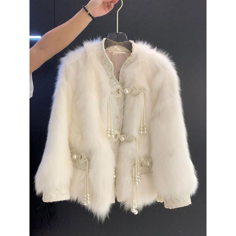 新中式国风白色皮草冬季高级感超好看毛毛外套女2023新款棉服新款