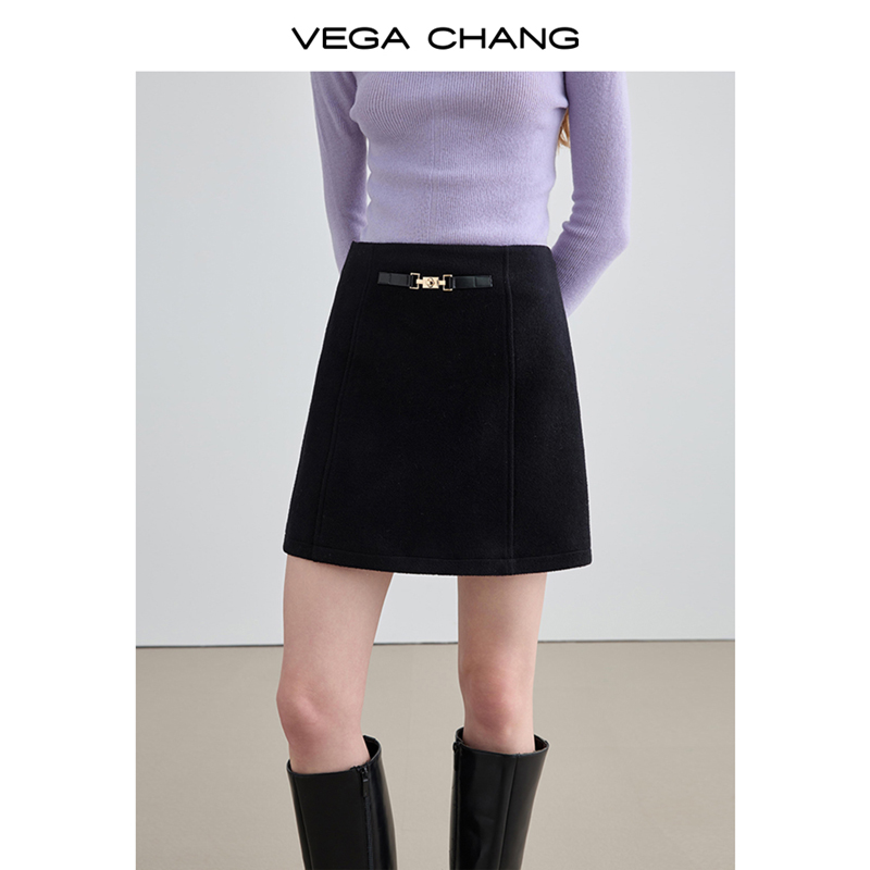 VEGA CHANG2024春装新款显瘦a字包臀短裙毛呢黑色半身裙子女