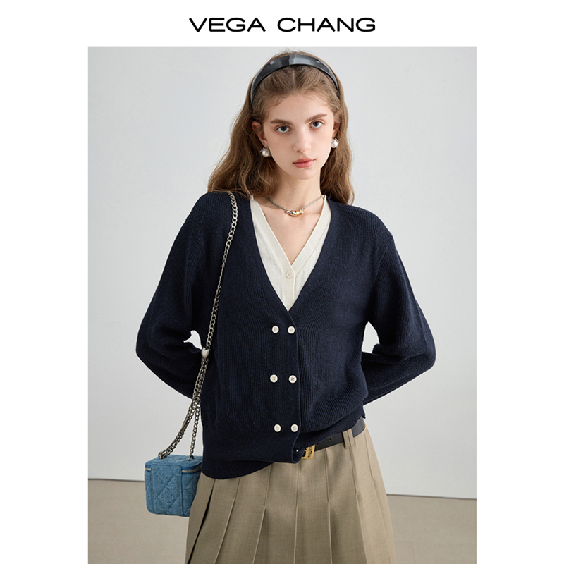 VEGA CHANG2023秋季新款藏青拼白简约好穿不挑人假两件长袖针织衫