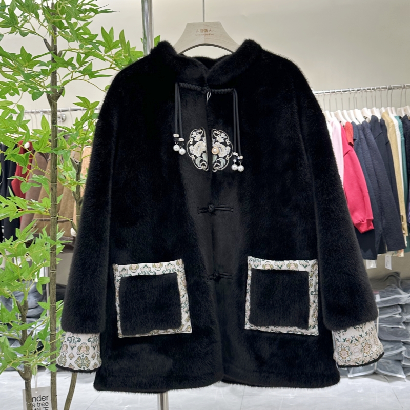 0116流苏盘扣国风仿貂毛外套200斤胖MM大码重工刺绣轻奢皮毛一体
