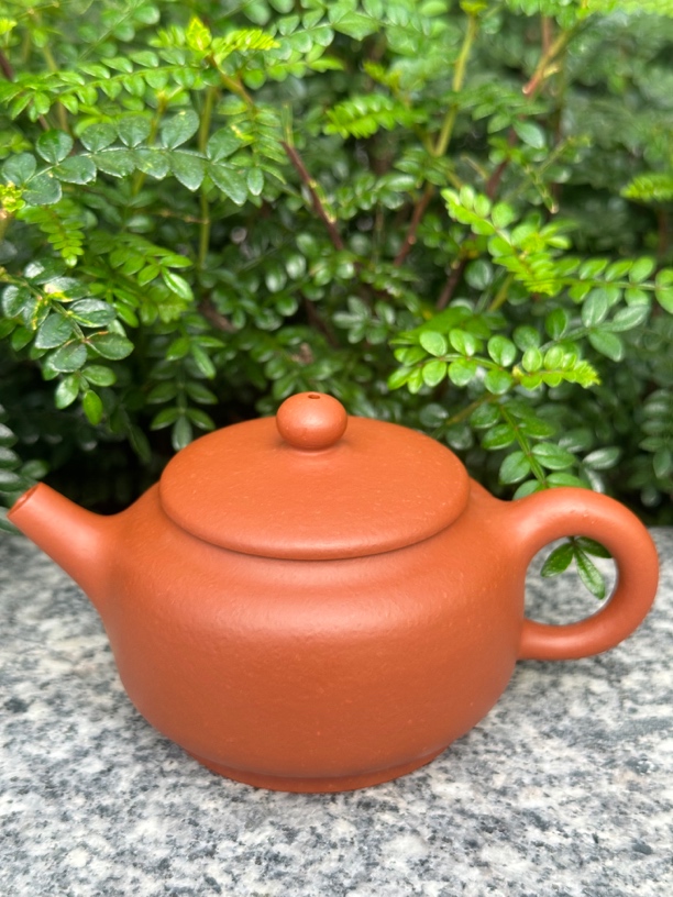 朴玉壶，原矿赵庄朱泥，150CC纯手工，有泡养前和泡养后的对比