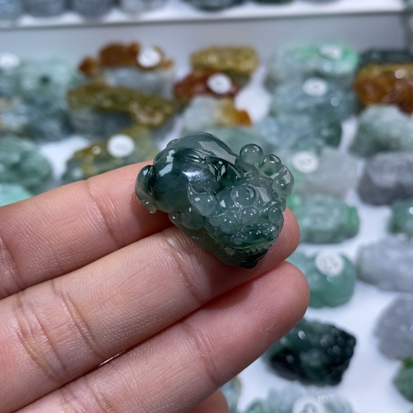 【闪购商品】翡翠颈饰未镶嵌?**?貔貅