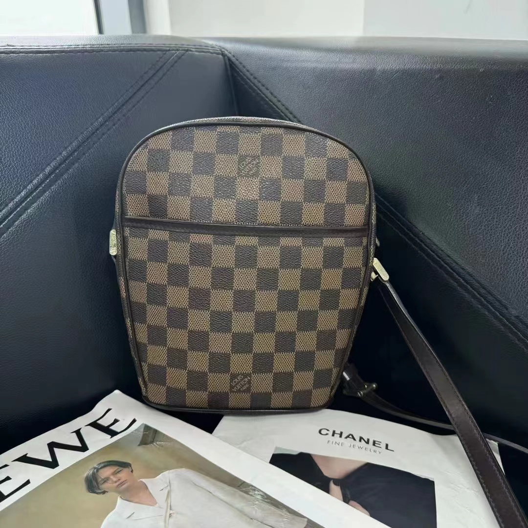 95新 LouisVuitton/路易威登 路易威登/棋盘格酒壶/单肩包
