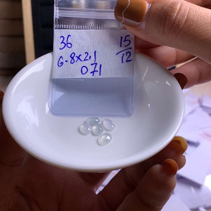 【闪购商品】定制翡翠未镶嵌