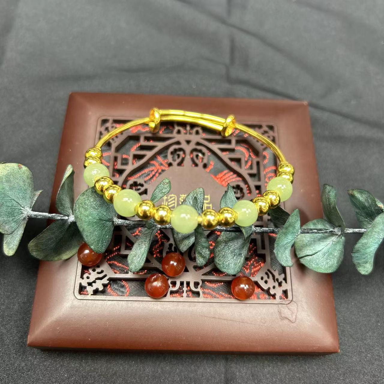 【洛总】碧玉十二星辰转运珠推拉手镯75w